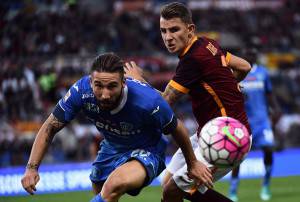 Lorenzo Tonelli e Lucas Digne © Getty Images