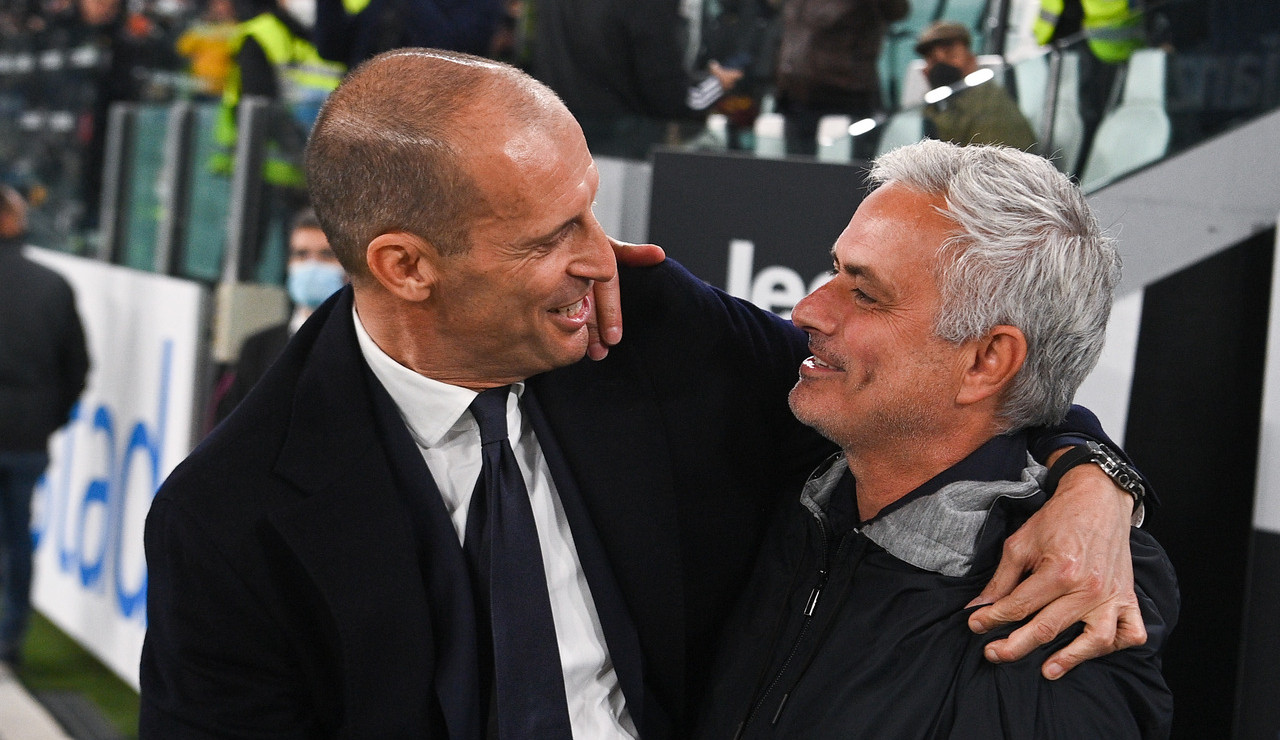 Allegri e Mourinho sorridenti