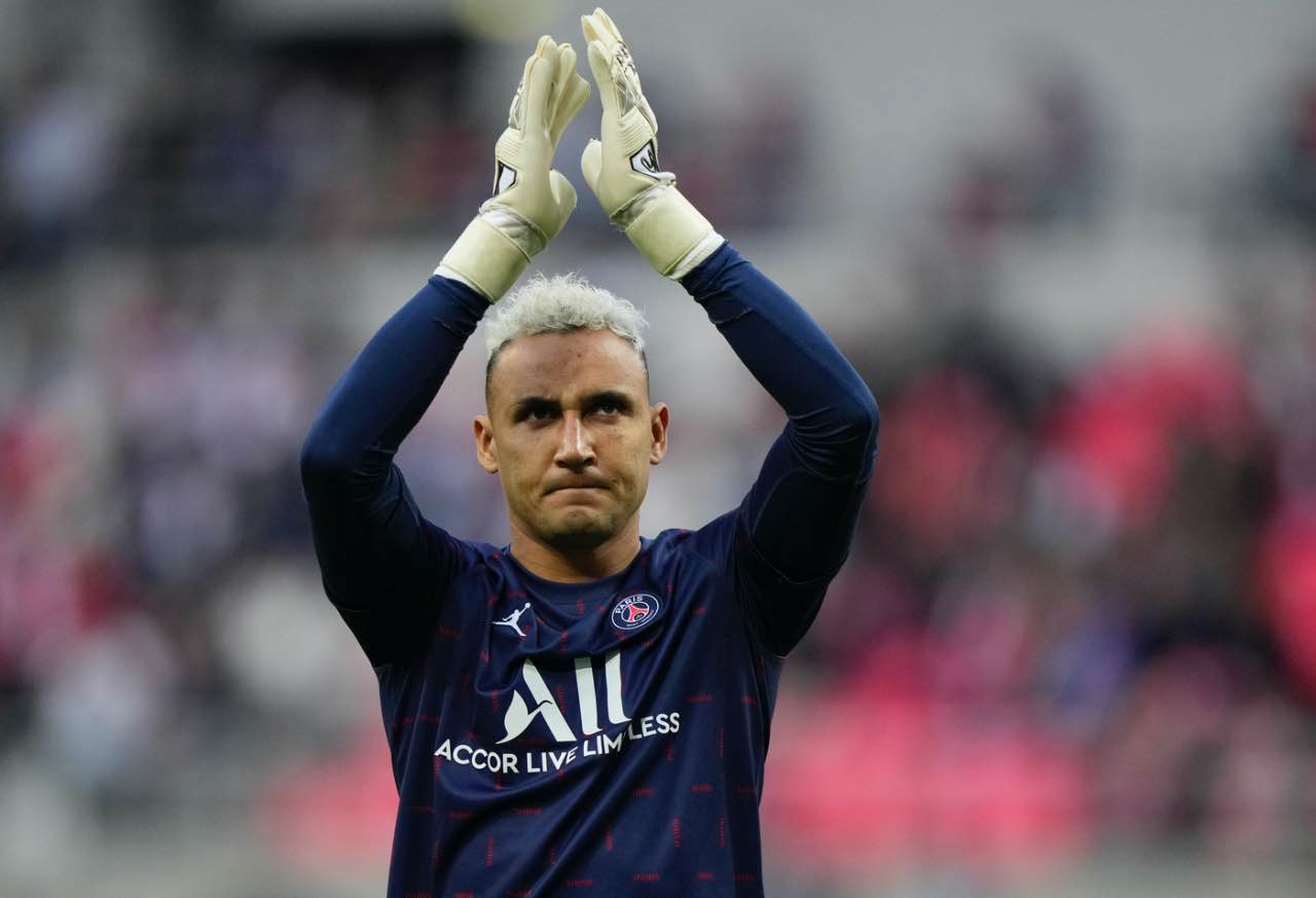 Keylor Navas via a giugno Psg