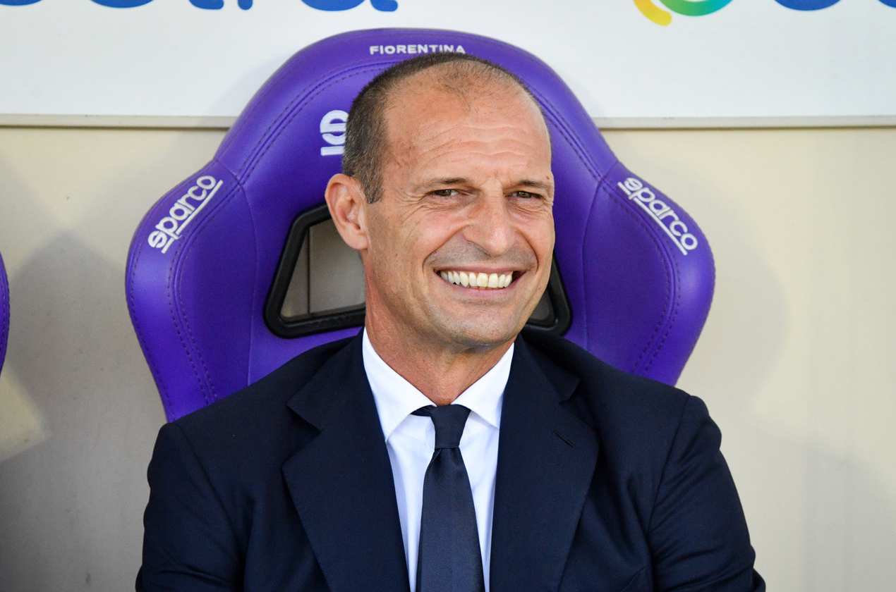 Max Allegri sorride, arriva il terzino