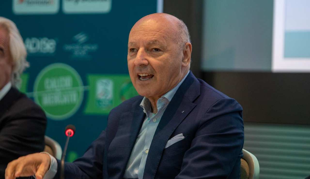 Giuseppe Marotta sorridente