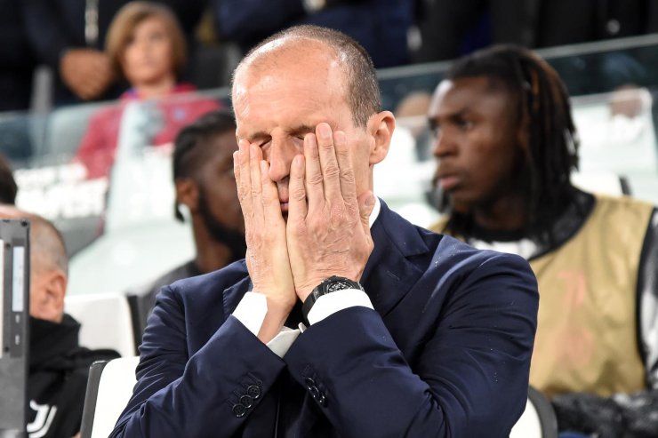 Massimiliano Allegri disperato: Juve fuori dalle Coppe