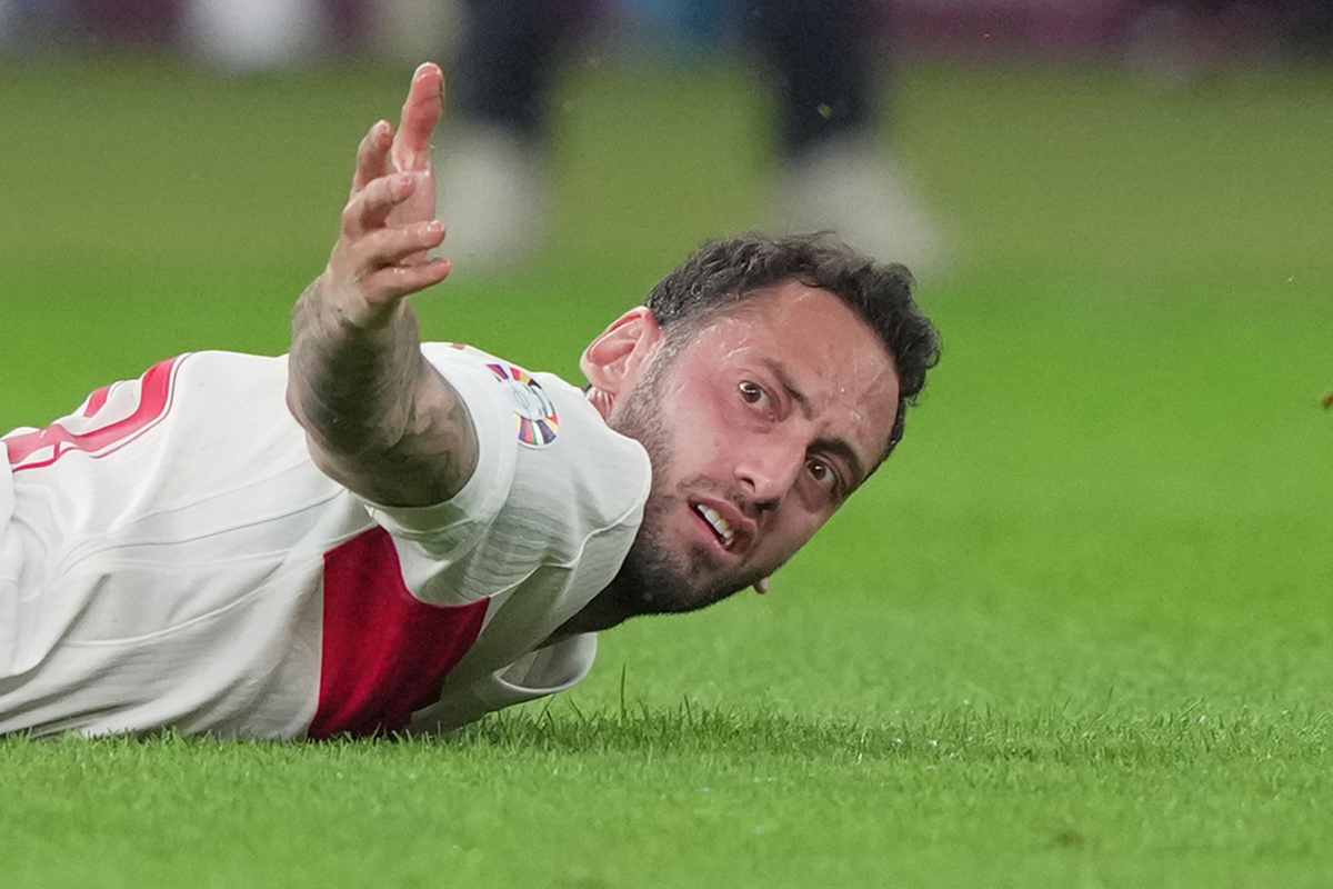 Le condizioni di Hakan Calhanoglu dalla Turchia