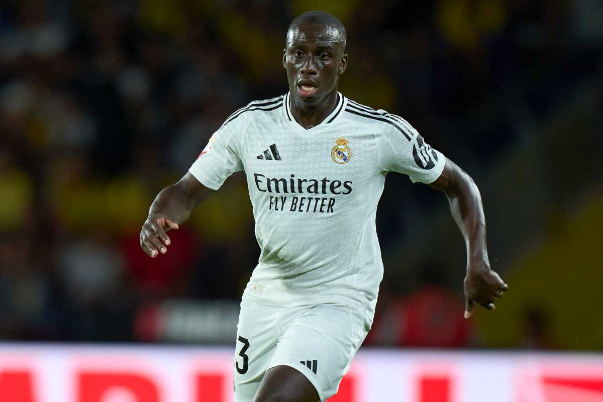 Mendy idea per il Milan