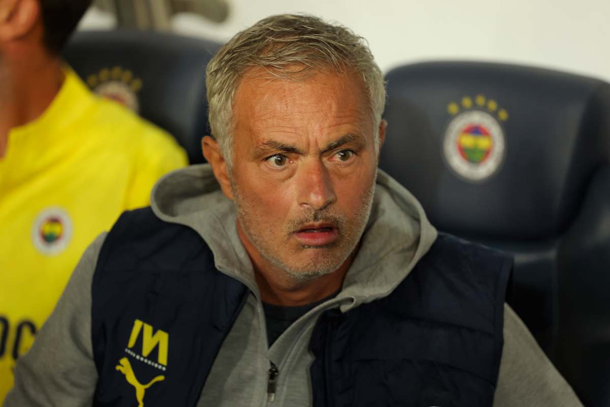 Fenerbahçe: accuse di José Mourinho